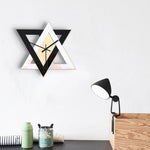 Black and White Creative Wall Clock - Retro Quiet Decorative Design