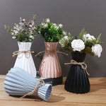 Narrow Waist Origami Striped Imitation Ceramic Plastic Vase – Creative Home Decor with Twine Bow