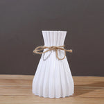 Narrow Waist Origami Striped Imitation Ceramic Plastic Vase – Creative Home Decor with Twine Bow