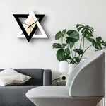 Black and White Creative Wall Clock - Retro Quiet Decorative Design